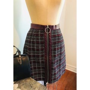 Glamorous tweed mini skirt